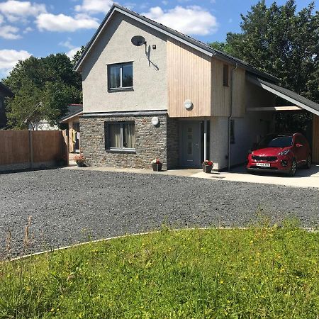 Moelfre B&B Макънтлет Екстериор снимка
