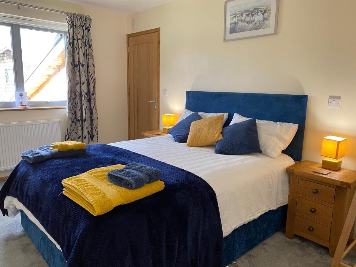 Moelfre B&B Макънтлет Екстериор снимка